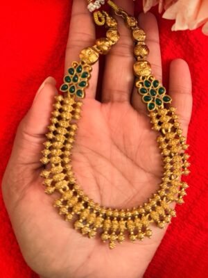 Antique Matte necklace(Green)