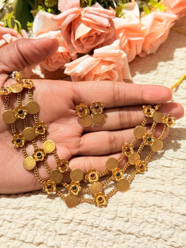 Three layered coin floral necklace set