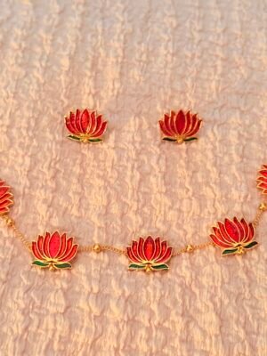 Red lotus invisible chain with earrings