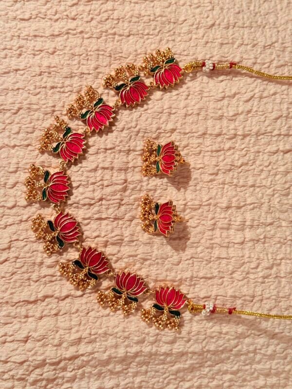 Multi colored lotus golden necklace set
