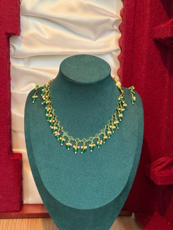 Classy emerald stone necklace with pearl hanging
