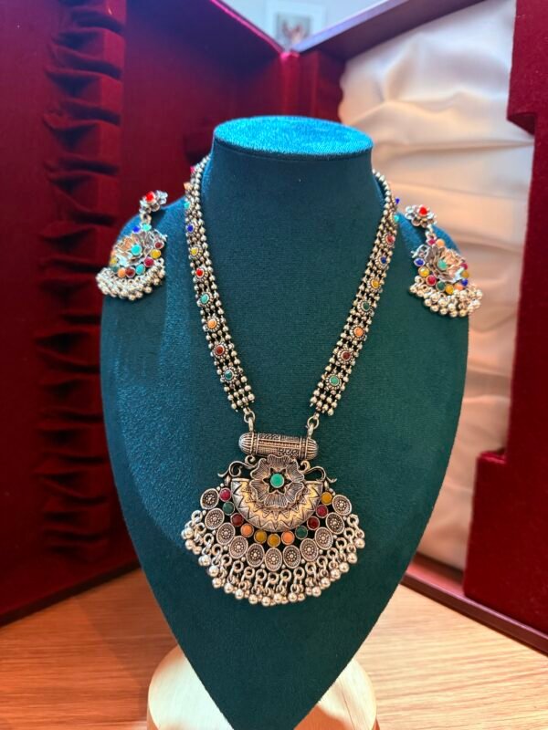 Floral multiple stone silver haaram