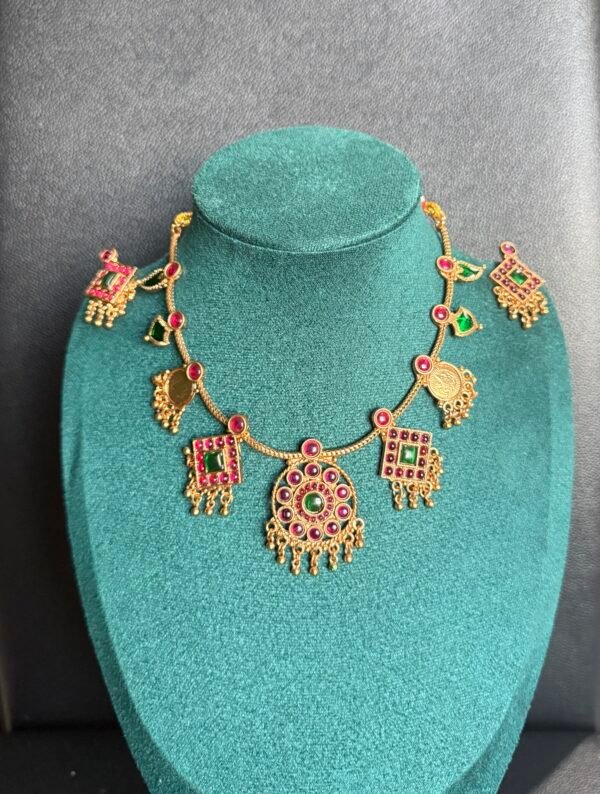 Traditional statement kemp stone, coin and palakka Multicolored necklace