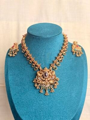 Non idol beautiful haaram necklace set