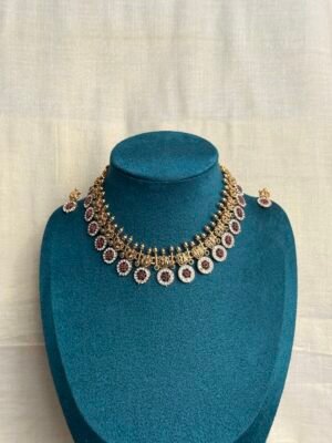 Stone coin necklace with studs